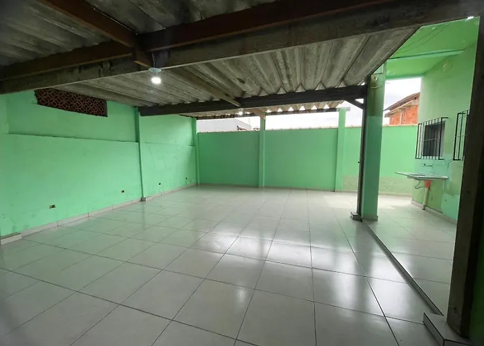 Apto Com Garagem, Perto Das Praias Guarujá